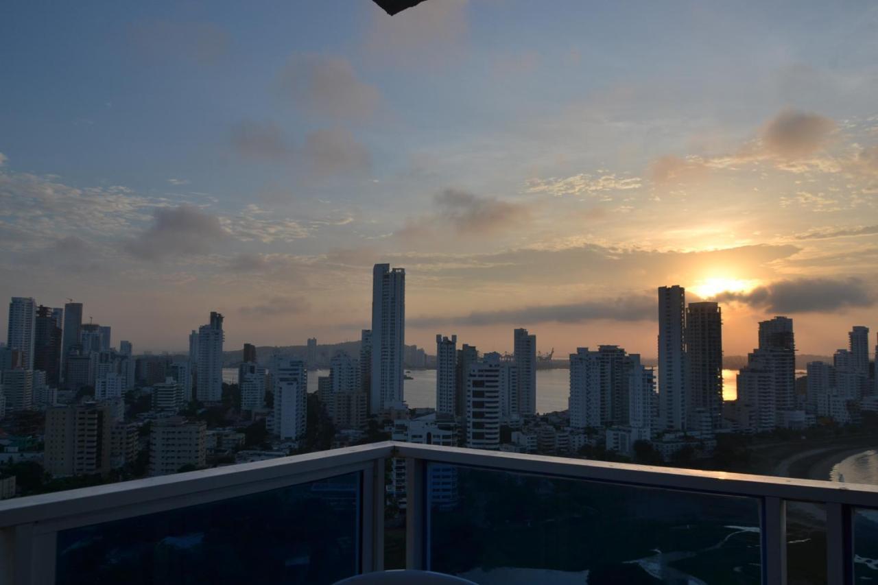 Lago Y Mar Apartamentos Cartagena 外观 照片